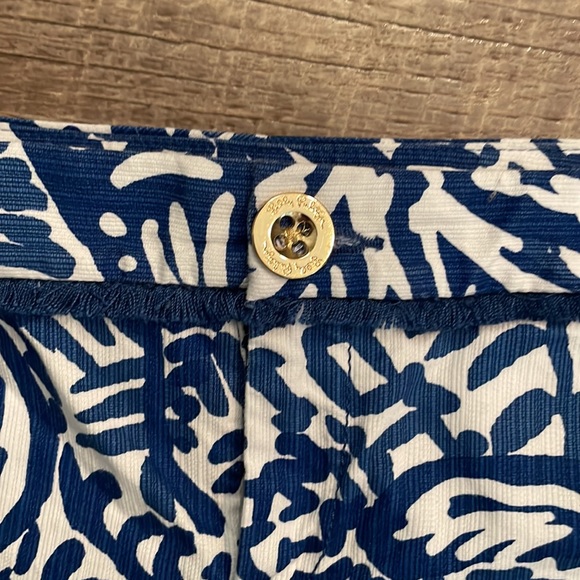 Lilly Pulitzer Shorts - Picture 2 of 6